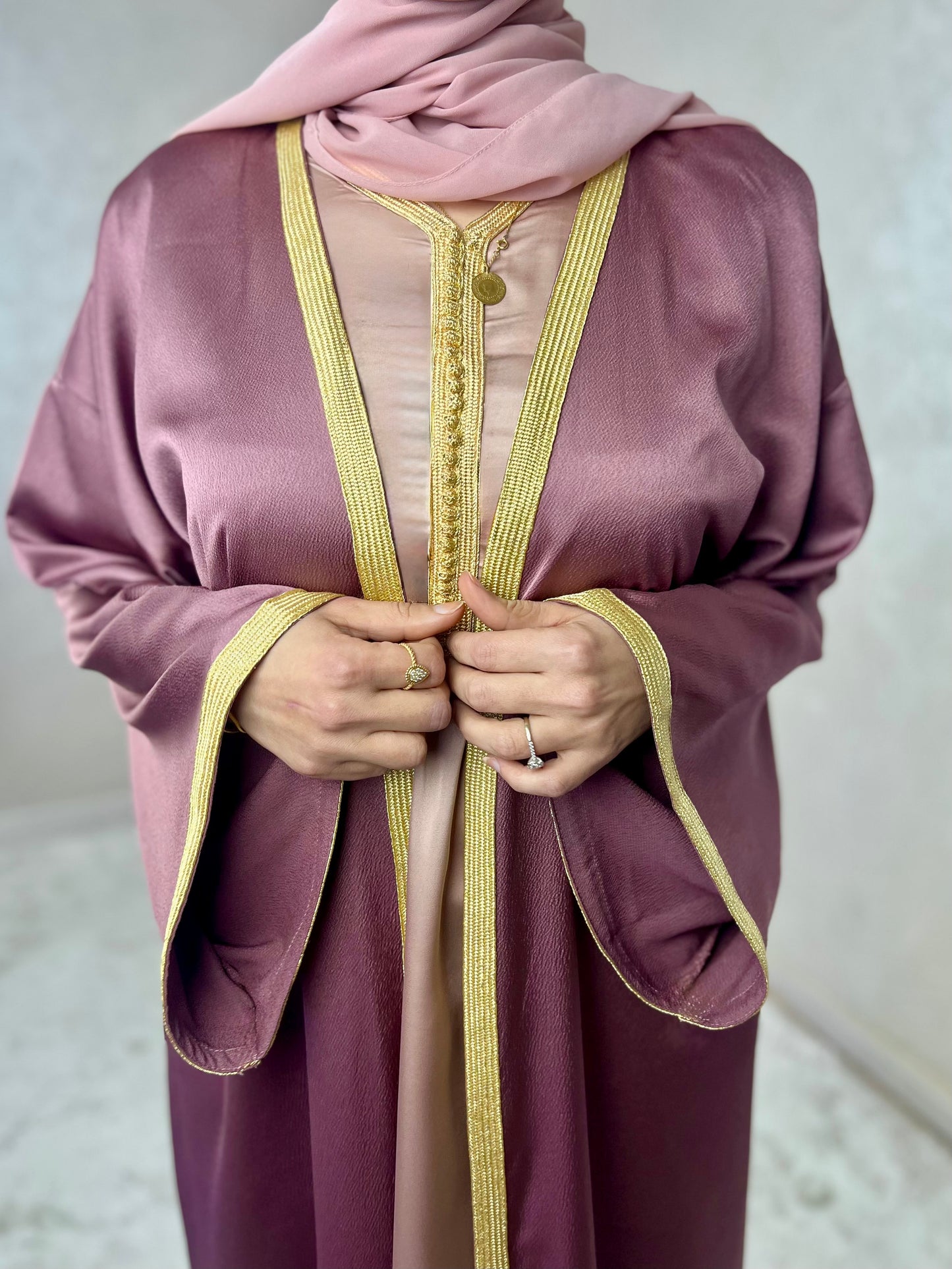 A- Kimono en drap de soie et Kmis